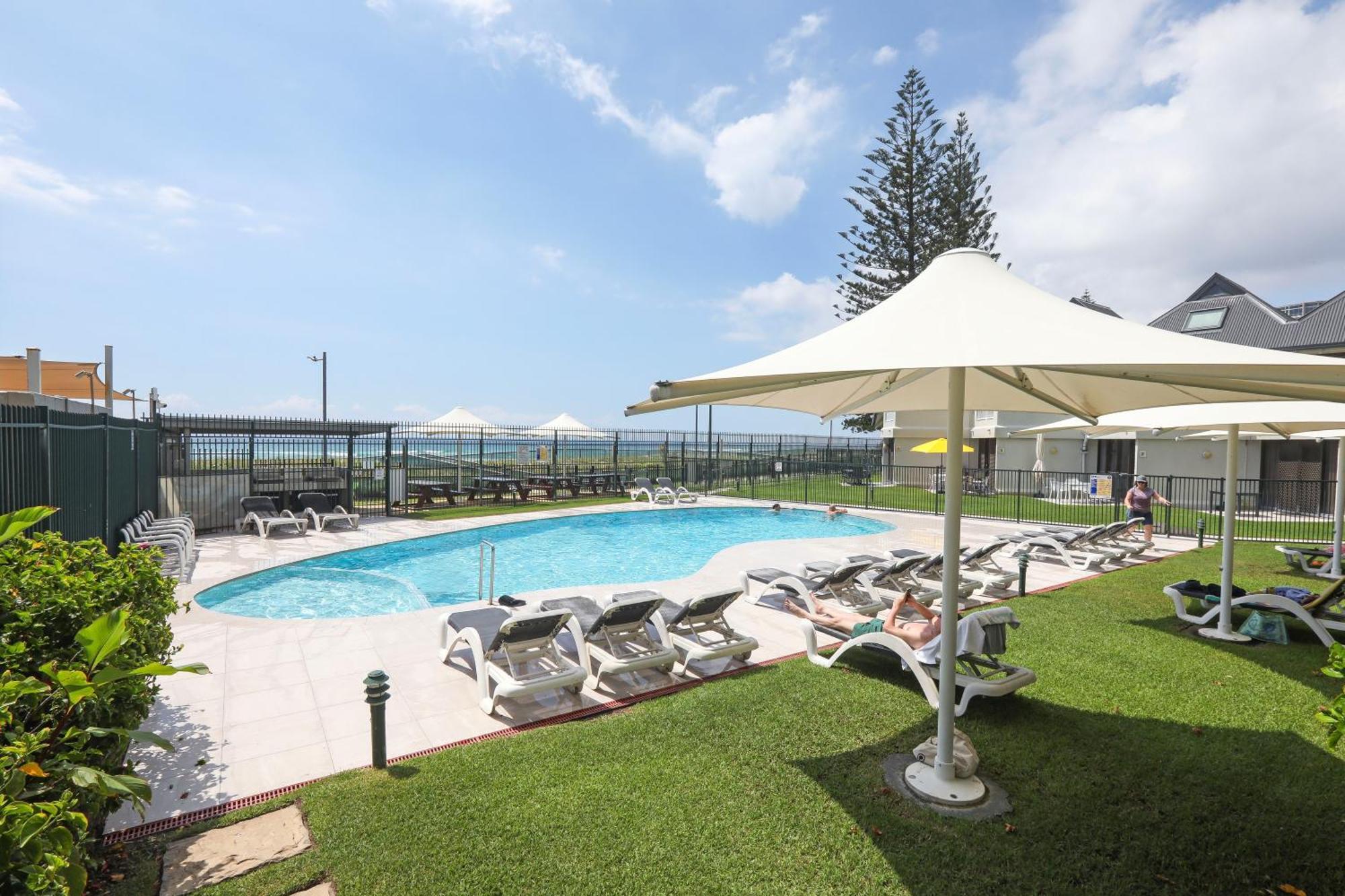 The Breakers Aparthotel Gold Coast Exterior photo
