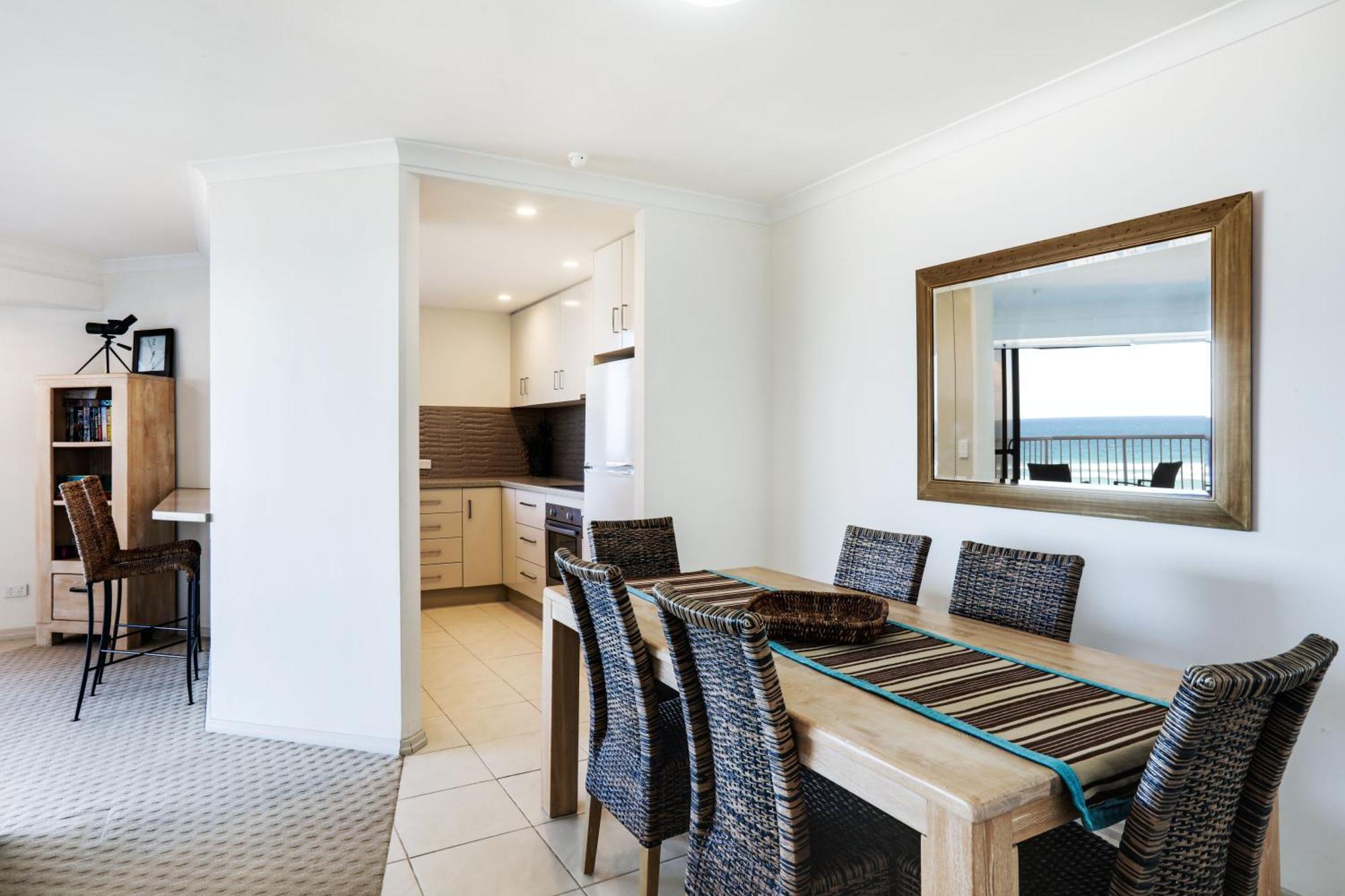 The Breakers Aparthotel Gold Coast Exterior photo